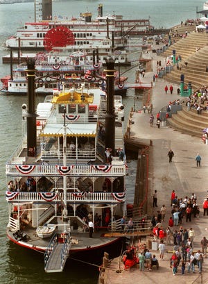 Boats dock at the Cincinnati Public Landing for the first day of Tall Stacks in 1999.