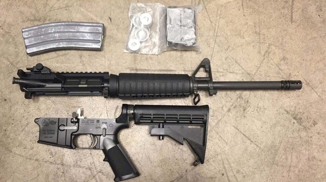 A thenDEA supervisor sold semiautomatic rifles to cartel