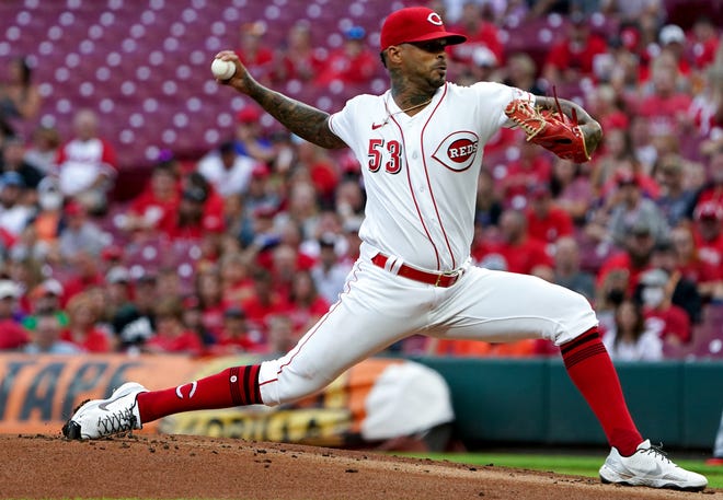 Cincinnati Reds starting pitcher Vladimir Gutierrez (53) delivers in the first inning against the Detroit Tigers, Friday, Sept. 3, 2021, at Great American Ball Park in Cincinnati. 